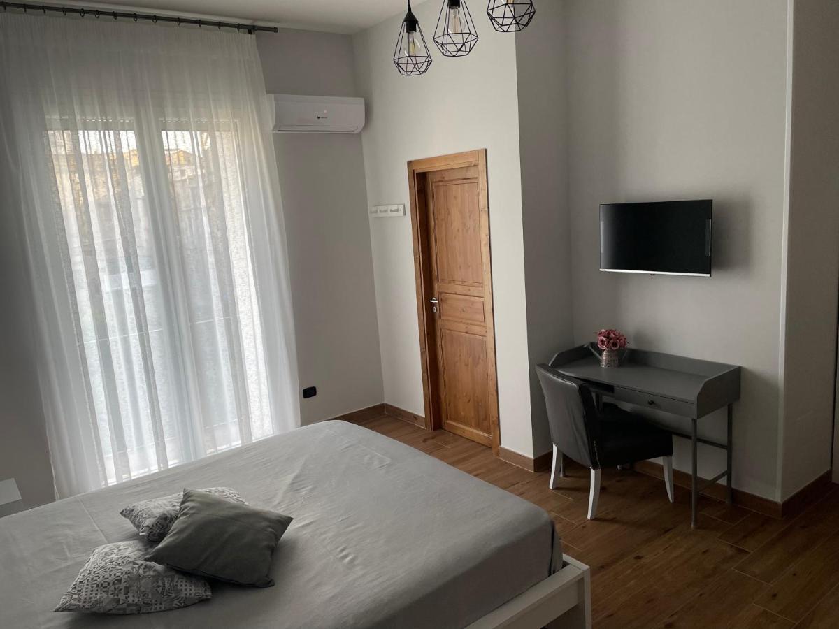 Reginella B&B Napoli Eksteriør billede